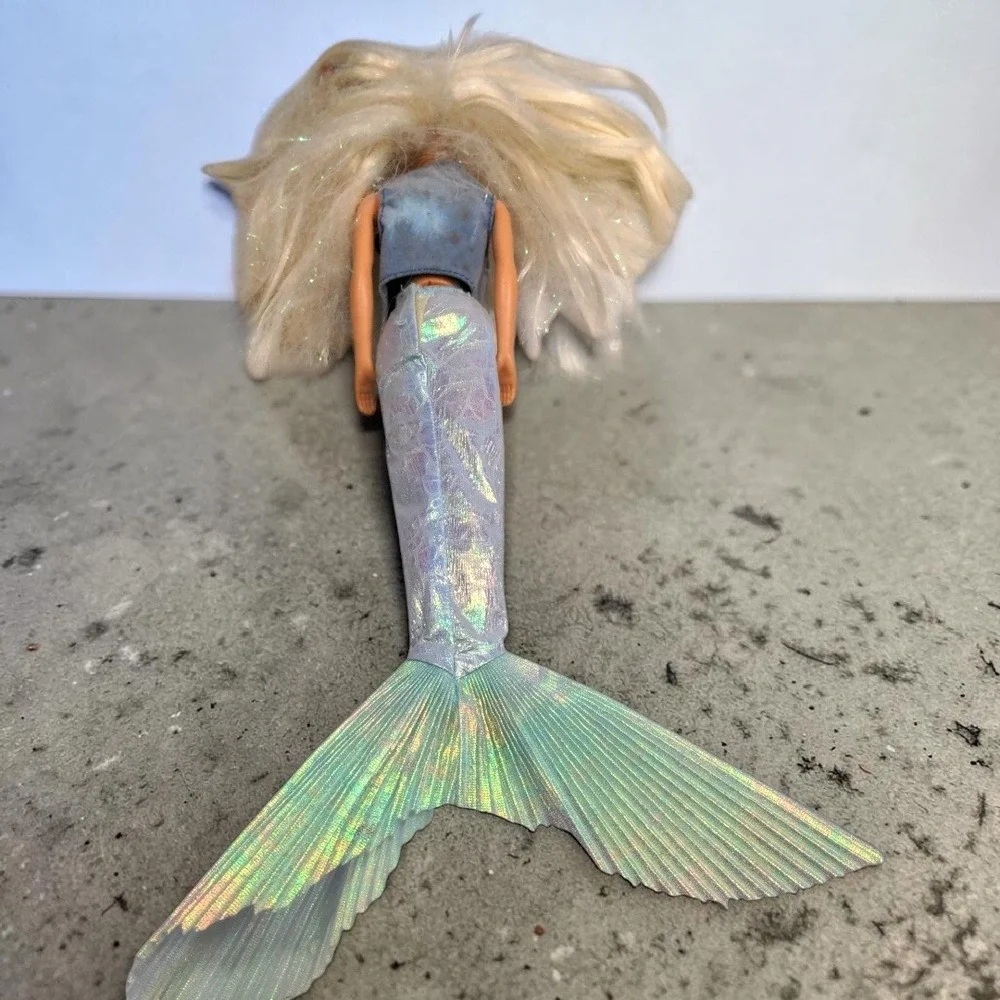 Vintage 1991 Mattel Barbie Mermaid Doll Blonde Tinsel Hair Iridescent Tail 1966